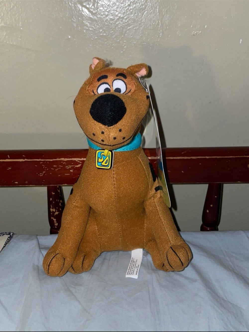 Brown Scooby Doo 9” Plush Sitting